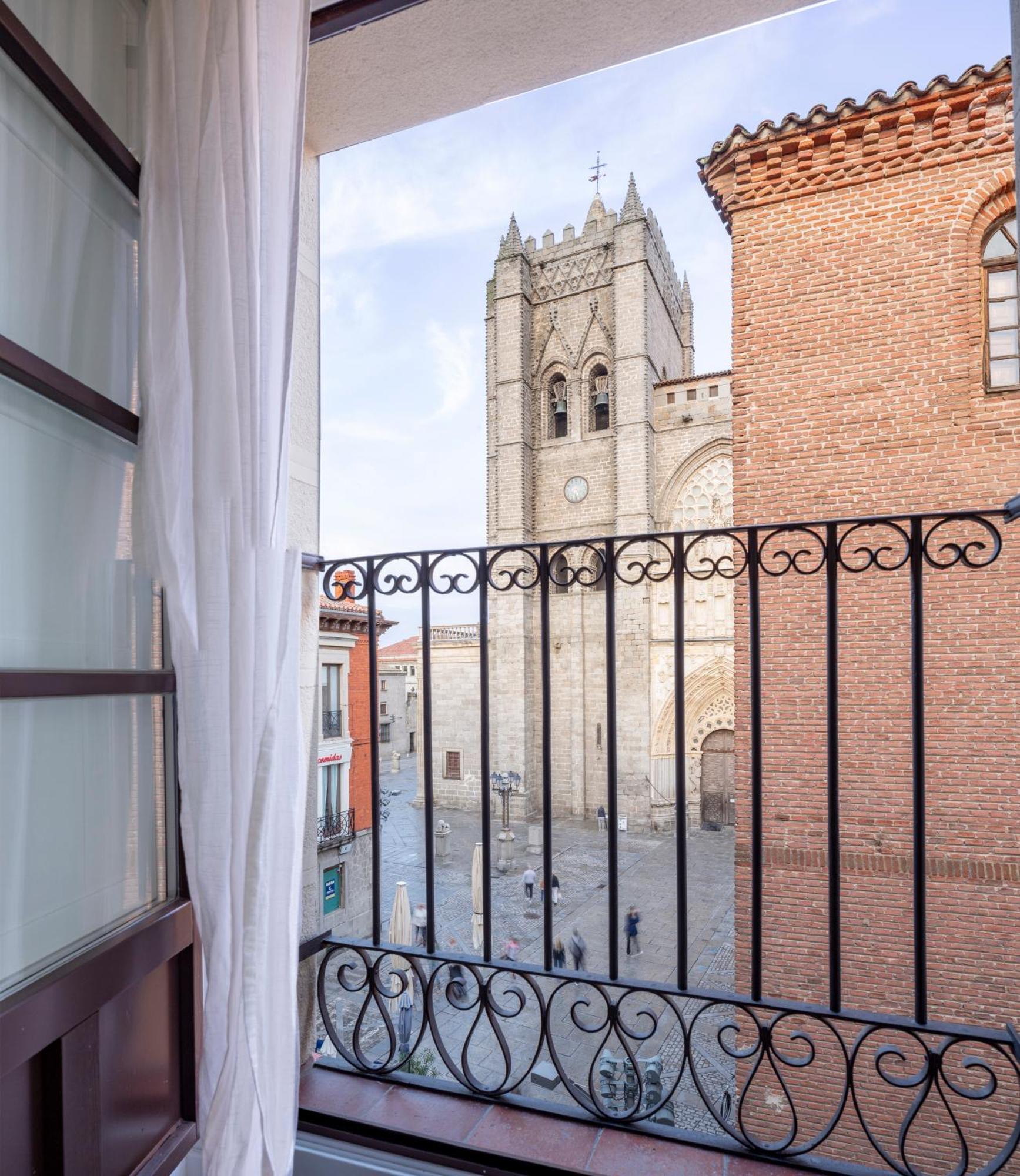 Apartamento Altior Catedral Homes Ávila Dış mekan fotoğraf